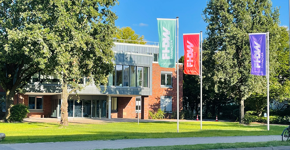 Gebäude der Fachhochschule für die Wirtschaft Hannover (FHDW).
