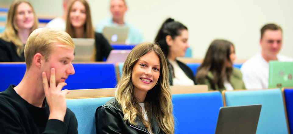 Studierende in Hörsaal
