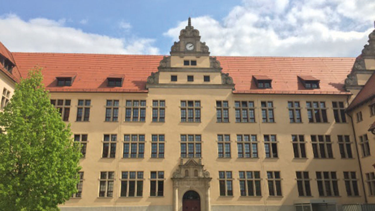 Schulgebäude